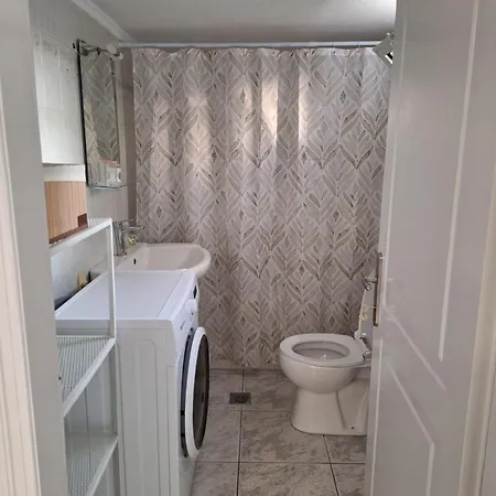 Elia Appartement Néoi Epivátai